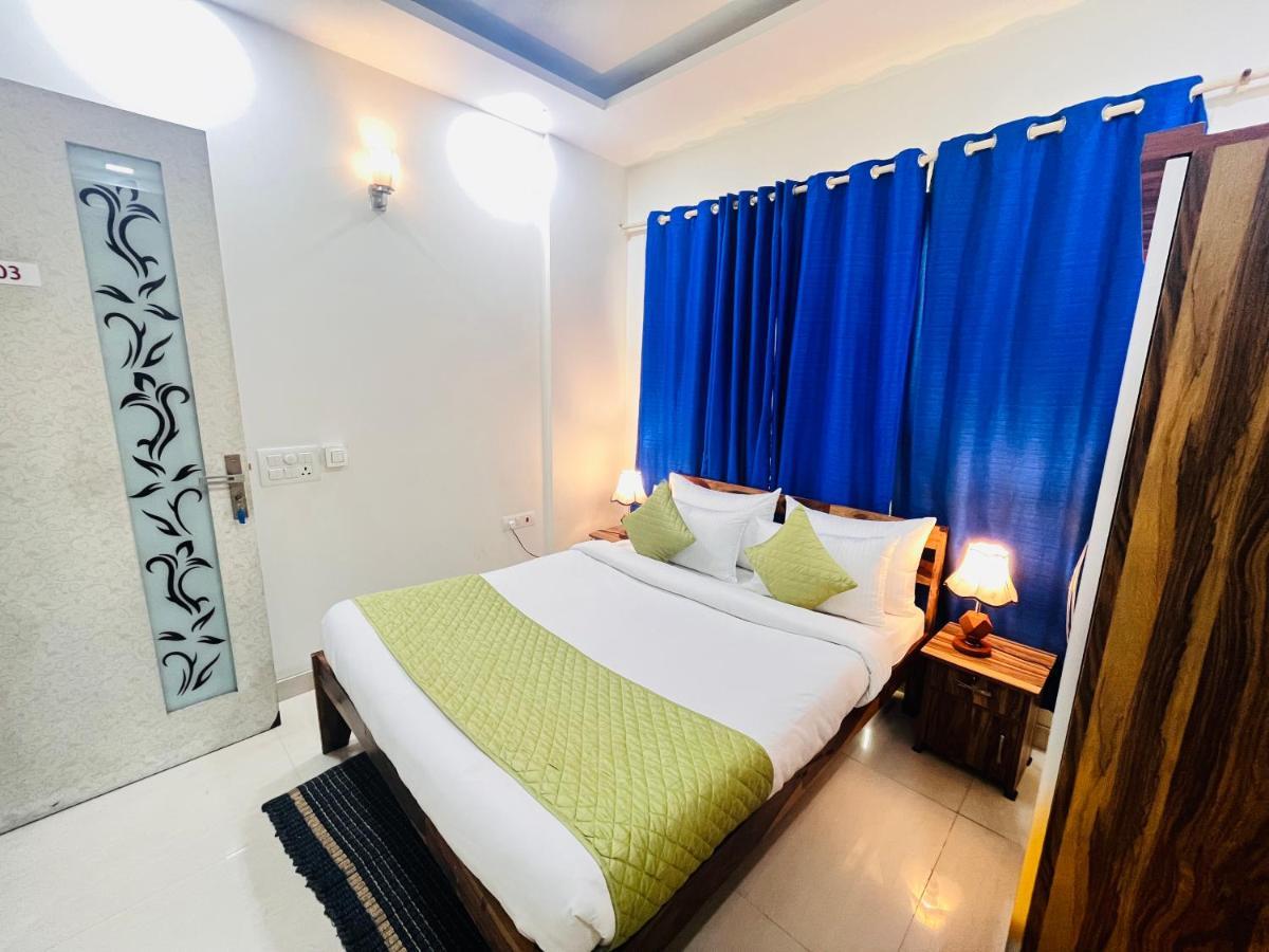 Hotel Park Pride Pitampura New Delhi, Couple Friendly Exterior photo