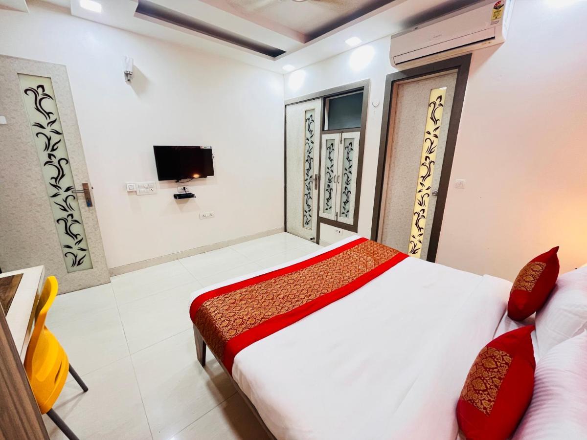 Hotel Park Pride Pitampura New Delhi, Couple Friendly Exterior photo