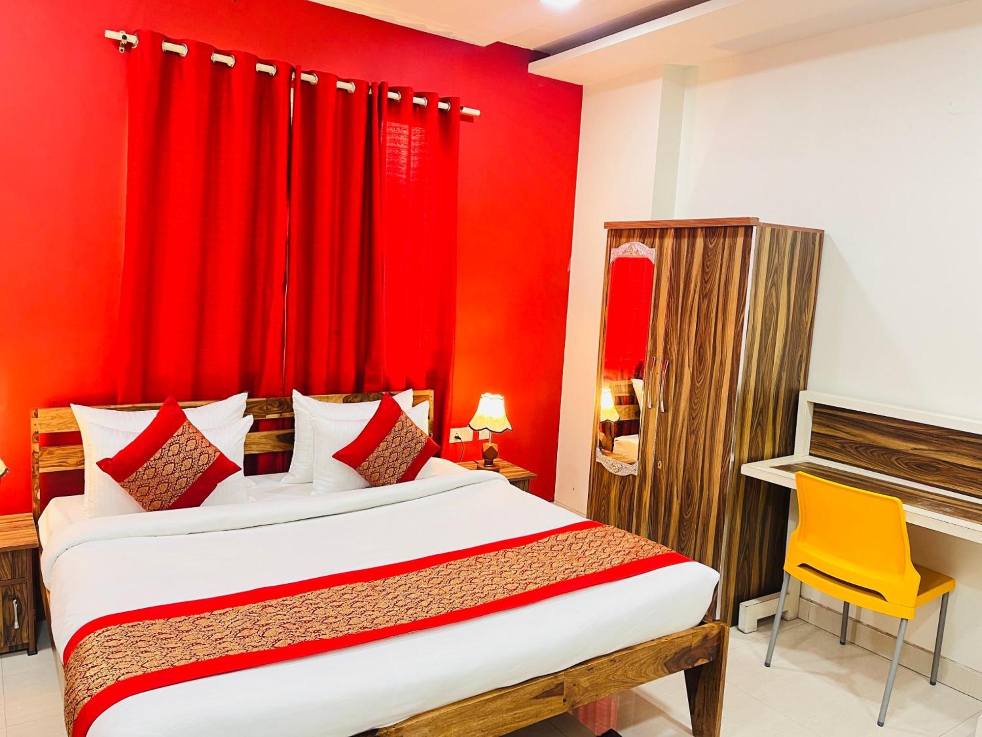 Hotel Park Pride Pitampura New Delhi, Couple Friendly Exterior photo